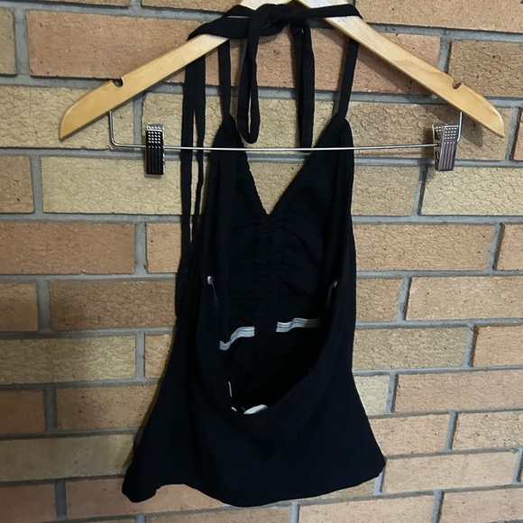 SUNDRY Revolve Ruched Halter Top in Black Spaghetti Strap Size 1/Small (4-6) - Picture 3 of 5